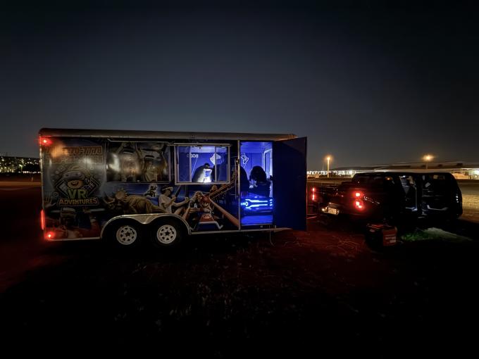 berita perusahaan terbaru tentang Pintu Expo Ditutup, Tapi Kami Belum Selesai: Misi Penyelamatan di Tempat Parkir  0